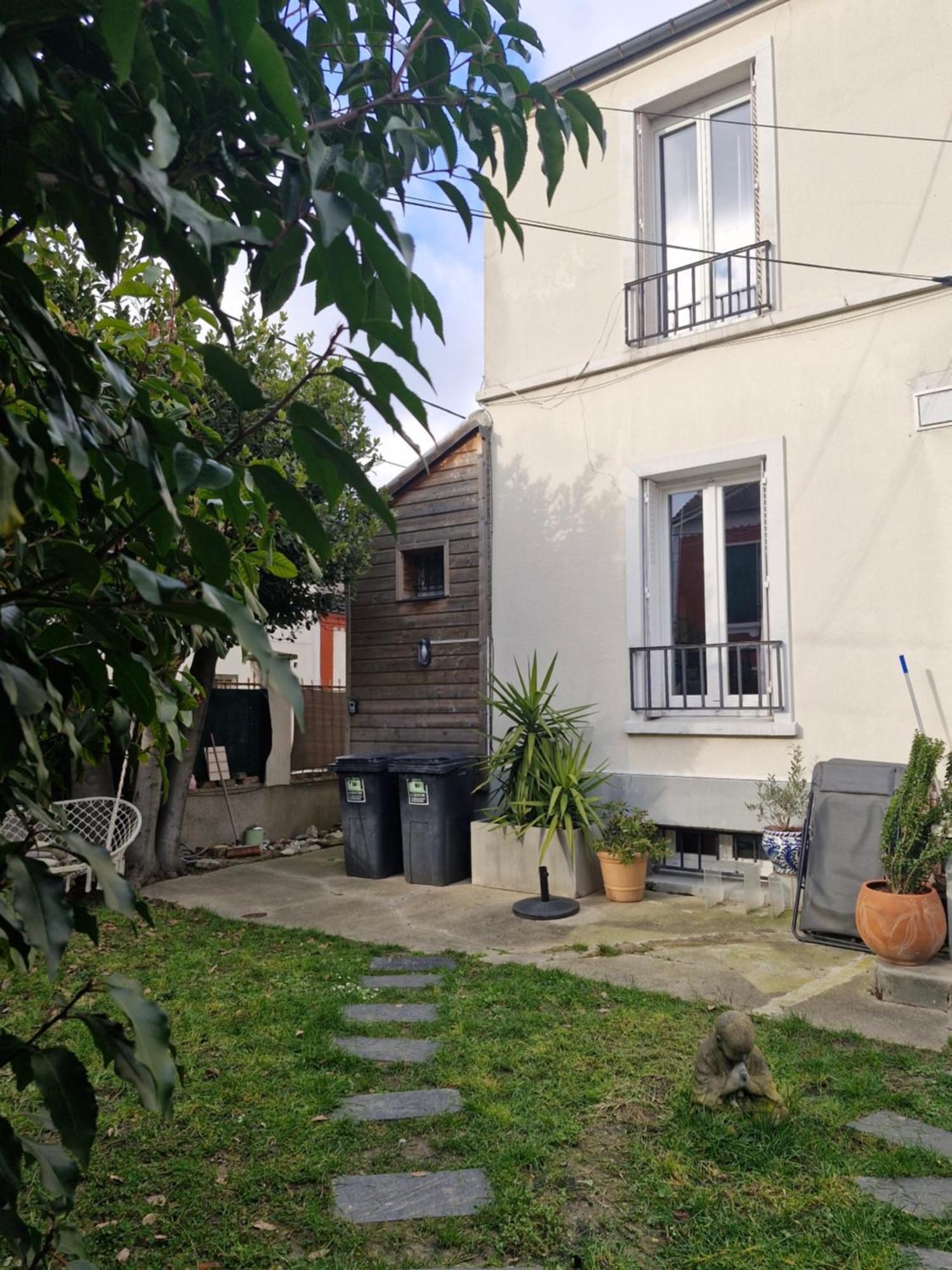 4 Personnes Proche Paris Et De La Station Aerobus Paris-beauvais Apartment Pierrefitte-sur-Seine